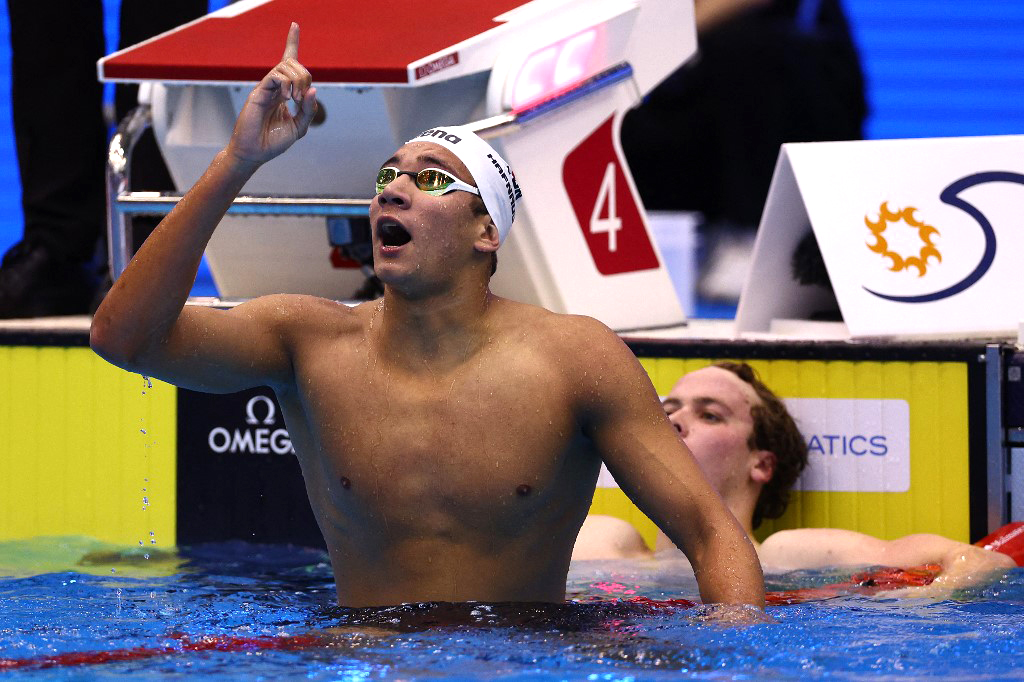 Le Nageur Tunisien Ahmed Hafnaoui Devient Champion Du Monde Du 800m