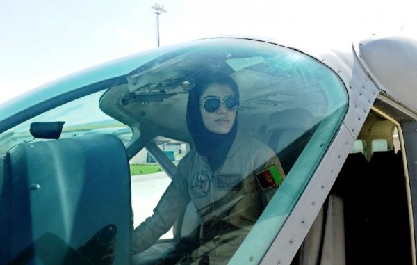  Niloofar Rahmani, la première femme pilote d’Afghanistan