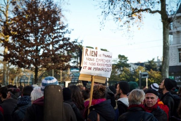  La mobilisation continue contre l’état d’urgence