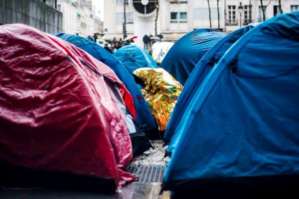  Une cagnotte pour les migrants de Gare de L’Est