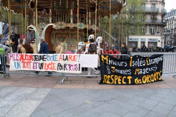  Mineurs isolés étrangers : Les associations maintiennent la pression