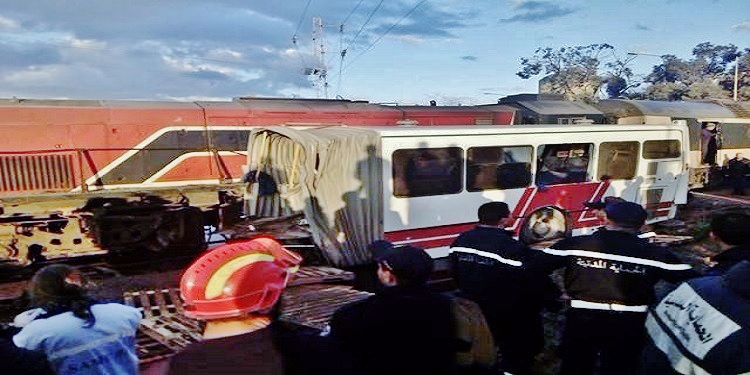  Accident de train mortel : accrochage entre le président Essebsi et les journalistes