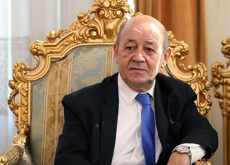  Libye et Sahel au menu de la visite de Le Drian à Alger