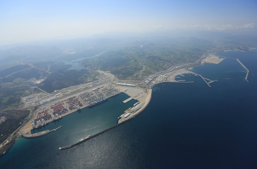  Maroc. Lancement des opérations portuaires du nouveau port Tanger Med II