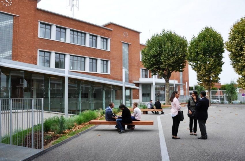  Une rentrée scolaire sous tension due au manque de moyens (93)