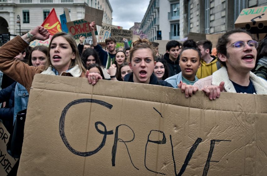  Lycéens et étudiants appelés à poursuivre la grève générale