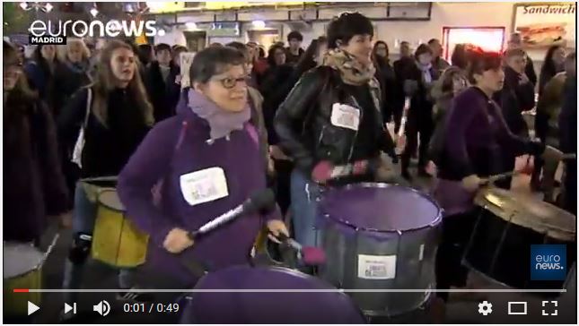  Une journée mondiale pour éradiquer les violences faites aux femmes