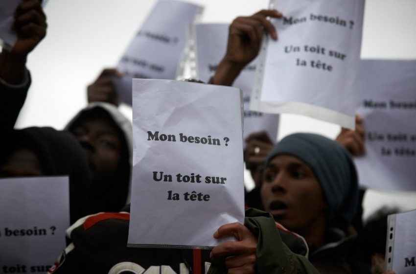  Migrants : les chiffres effarants des expulsions de camps