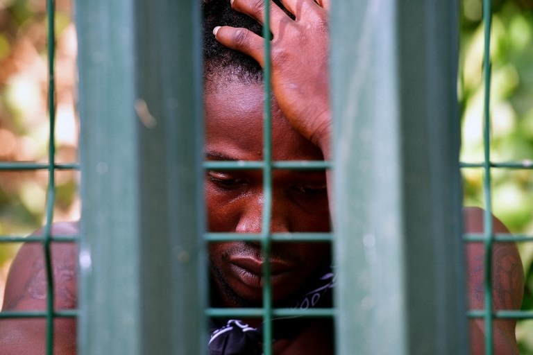  Expulsion de migrants illégaux ayant tenté d’entrer de force à Melilla