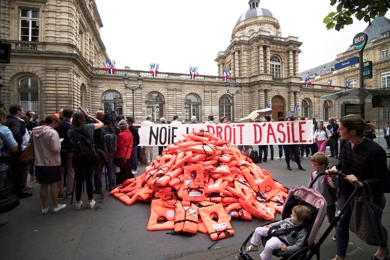  Loi « Asile et immigration » : les yeux rivés sur le Sénat