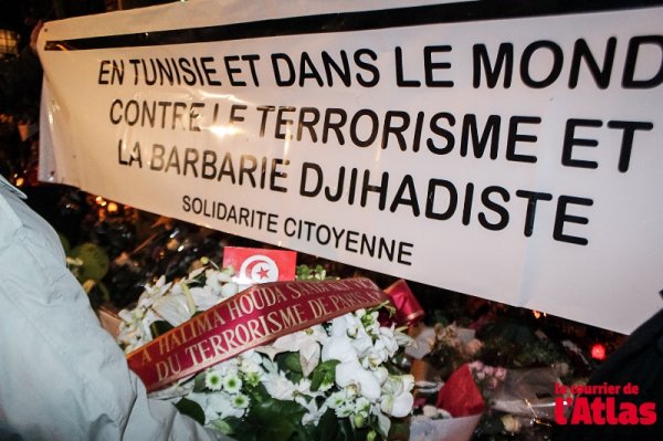  La communauté tunisienne rend hommage aux victimes des attentats de Paris