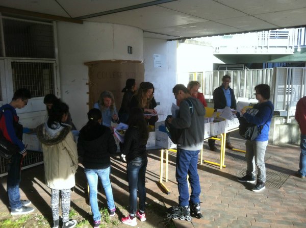  Blocage du collège Pierre Sémard (Bobigny) : le ras-le-bol de l’enseignement se propage en Seine-Saint-Denis