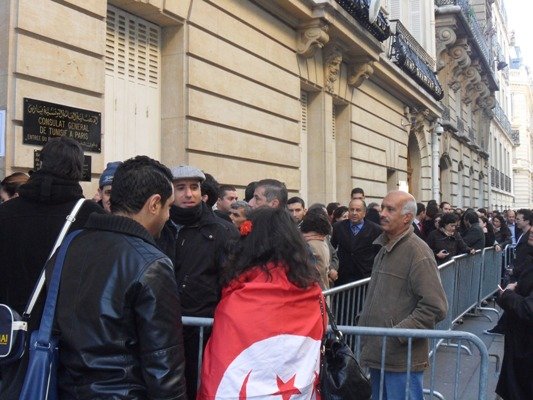  Tunisie – Élections : Mobilisation fleuve au Consulat Général de Paris