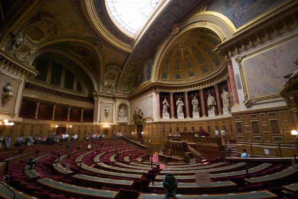  Le sort de la réforme constitutionnelle est entre les mains des sénateurs