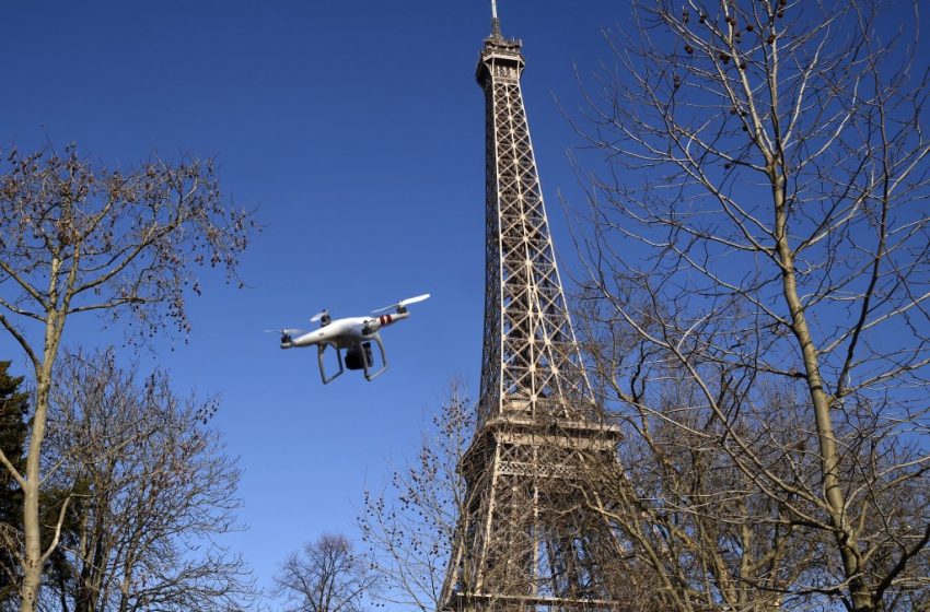  Libertés : Les drones de la Préfecture de police de Paris sont interdits