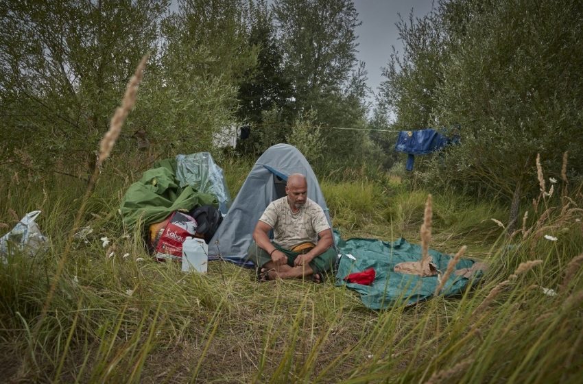  Calais : Les organisations saisissent la défenseure des droits