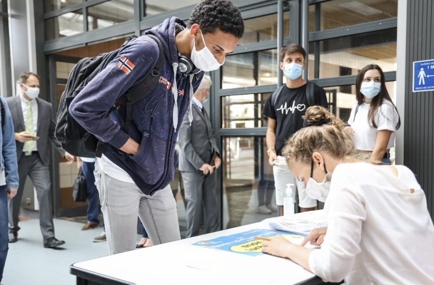  Rentrée scolaire : vers un protocole sanitaire renforcé ?