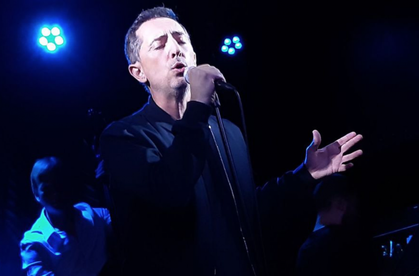  Gad Elmaleh dévoilera son nouveau single « Armstrong » demain