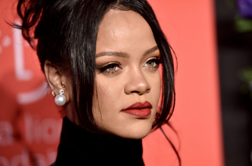  Rihanna au centre d’une polémique pour avoir utilisé des hadiths