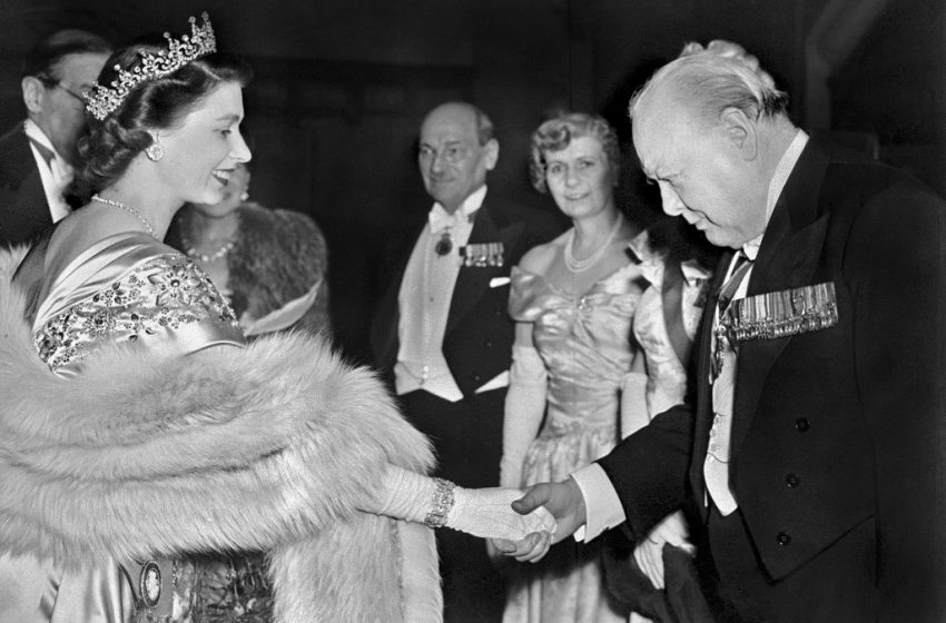  Elizabeth II, Churchill  et le sens de l’Etat