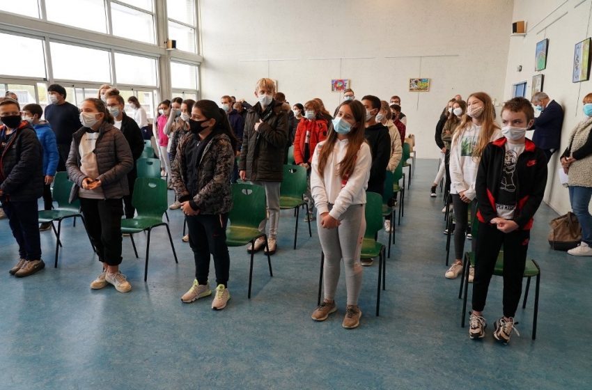  Hommage à Samuel Paty : 400 incidents recensés dans les écoles