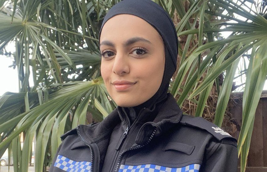  La police britannique teste le hijab néo-Zélandais pour attirer les femmes musulmanes