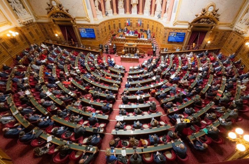  Pass sanitaire : le Sénat veut une prolongation sous condition