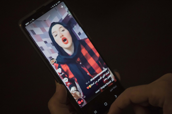  De Snapchat au “revenge porn”, des femmes dépossédées de leur corps