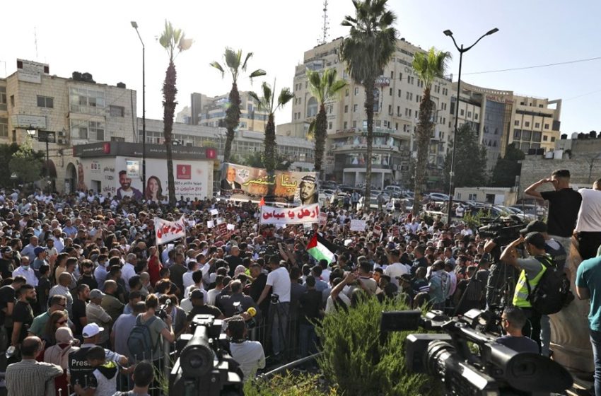  Nouvelles manifestations à Ramallah contre le président Mahmoud Abbas