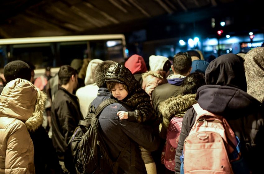  Calais : un rapport dénonce les « traitements dégradants » des migrants