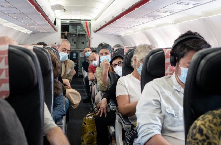  La fin du masque dans les transports et les avions fait naître des craintes