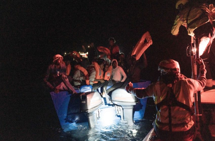  Méditerranée : 234 migrants en attente à bord de l’Ocean Viking