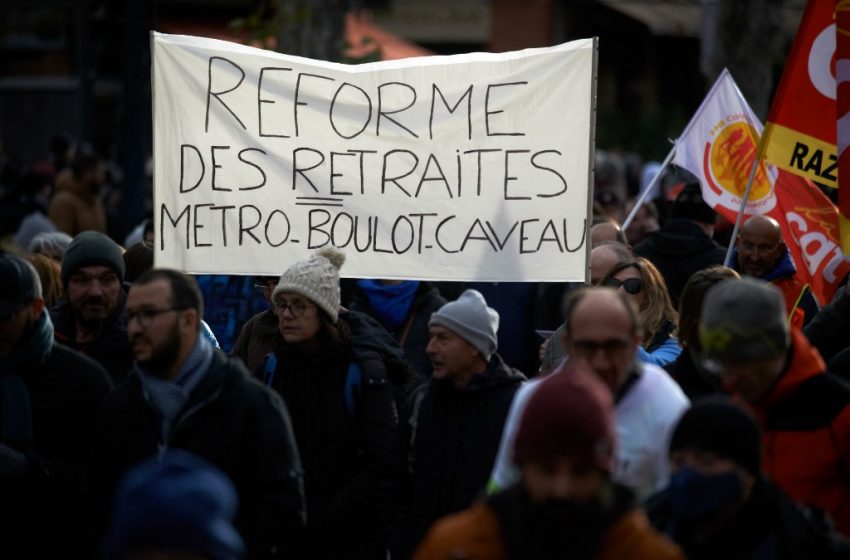  Retraites : l’exécutif reste inflexible, les syndicalistes aussi