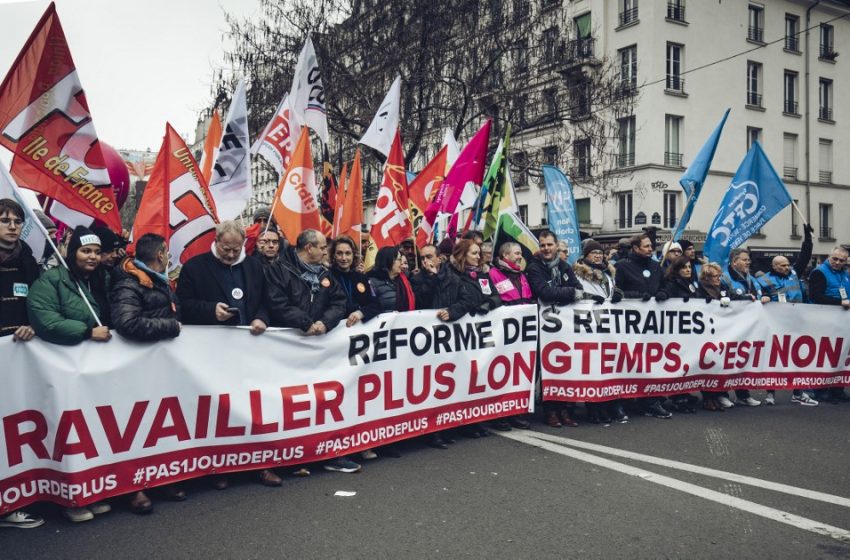  Retraites : la rue en ébullition, le gouvernement reste sur ses positions