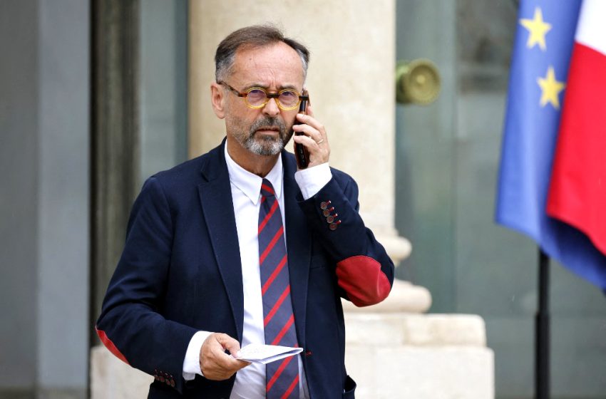  Des députés saisissent la justice après le refus de mariage de Robert Ménard