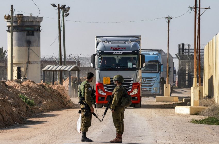  Gaza : des ONG réaffirment que l’acheminement terrestre de l’aide humanitaire est vital