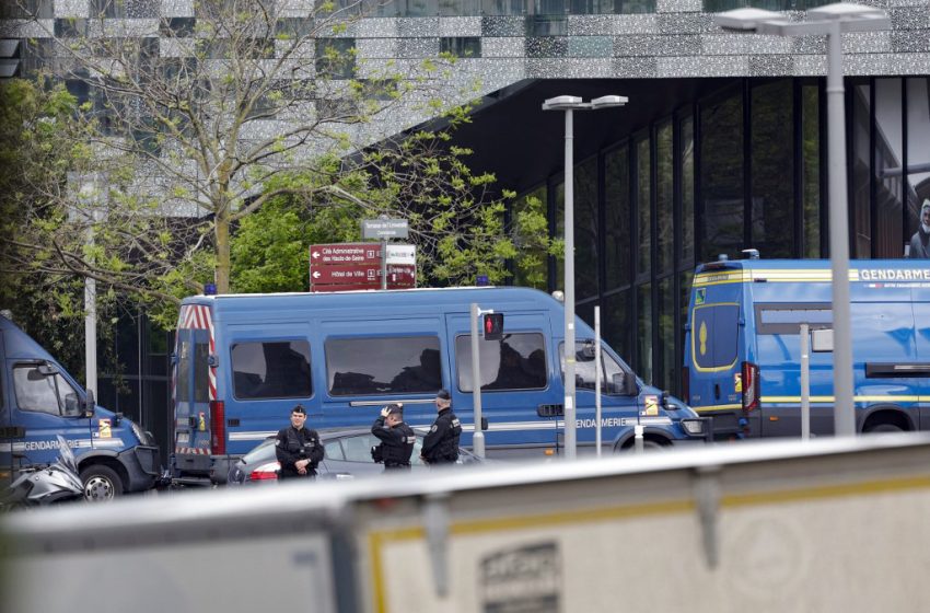  Reconstitution sous haute sécurité de la mort de Nahel