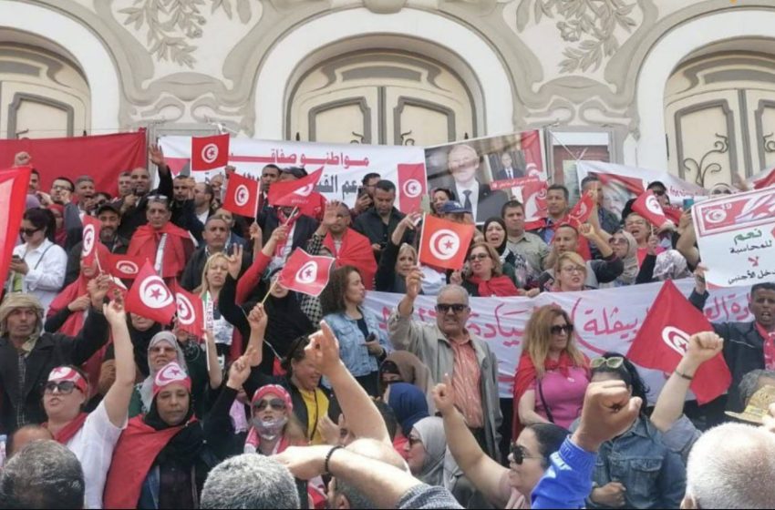  Tunisie. Marche de soutien au président Saïed