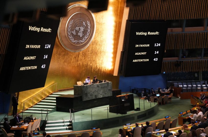  L’ONU vote à une écrasante majorité une résolution exigeant la fin de l’occupation de la Palestine par Israël