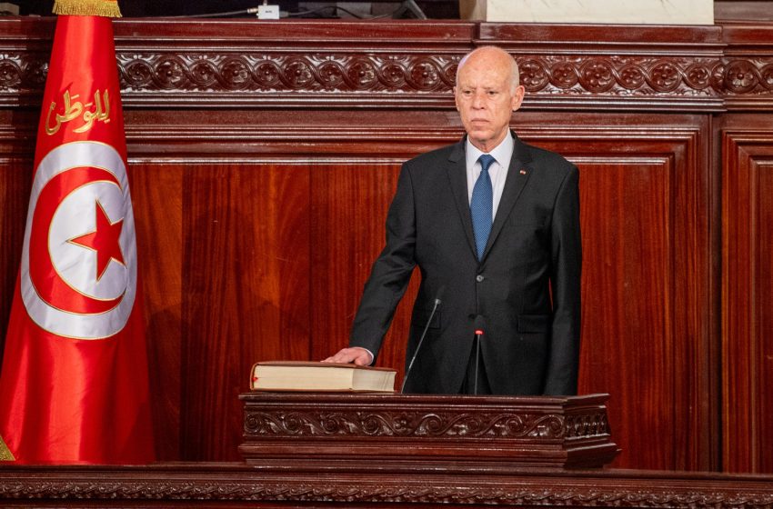  Tunisie. Kais Saïed prête serment devant le Parlement